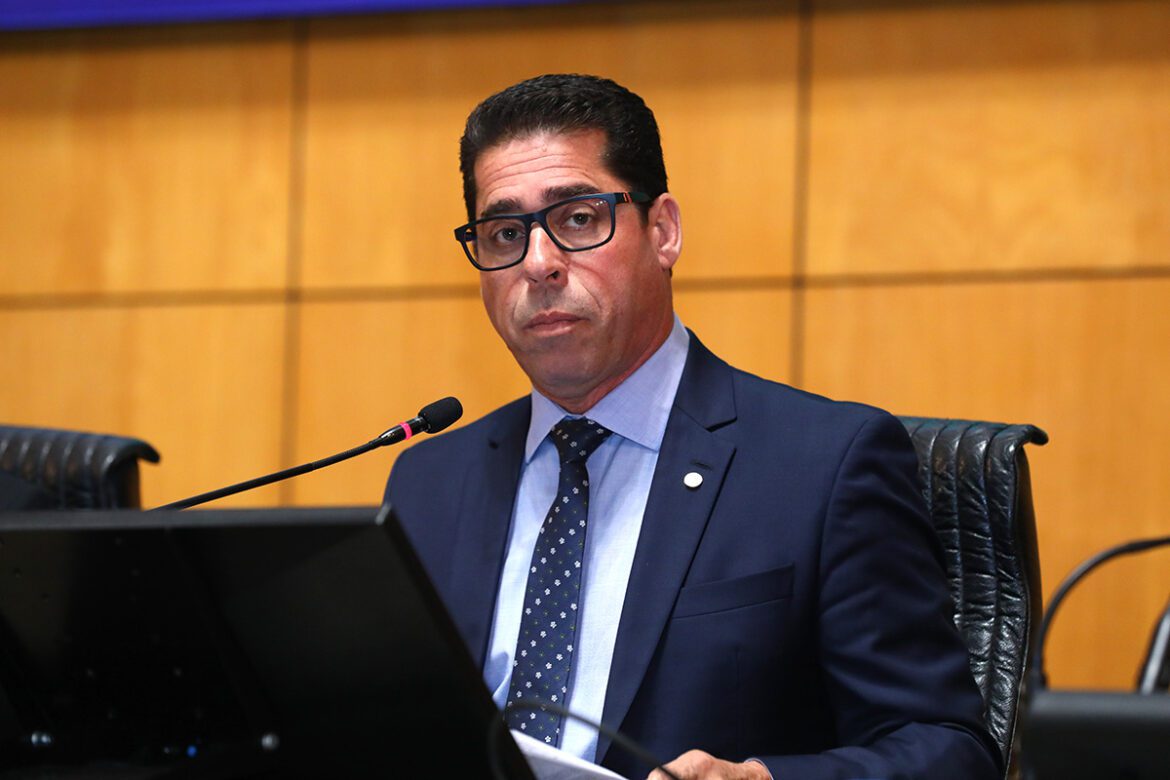 Presidente da Ales cobra rigor na apuração de morte em Pedro Canário