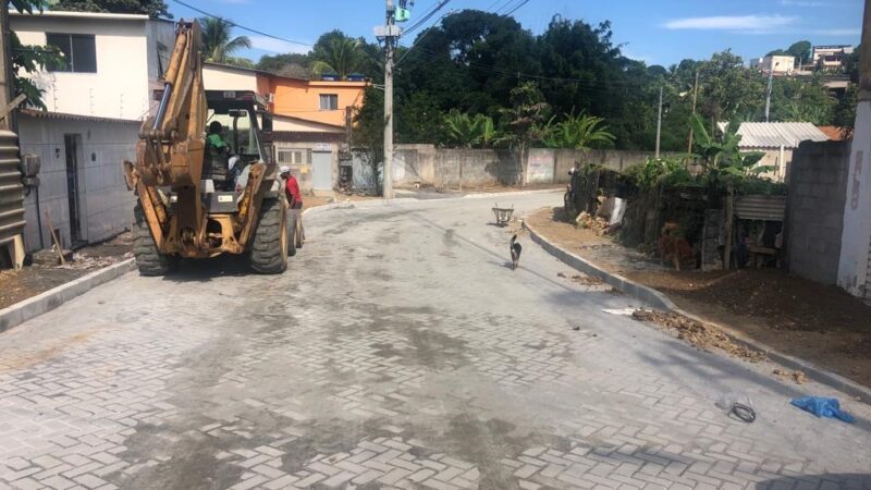 Secretaria de Obras realiza serviços em diversos bairros de Cariacica