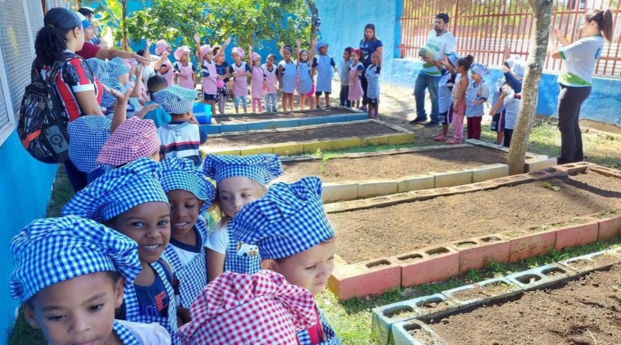 Festa do Plantio: hortas pedagógicas conectam alunos com a natureza