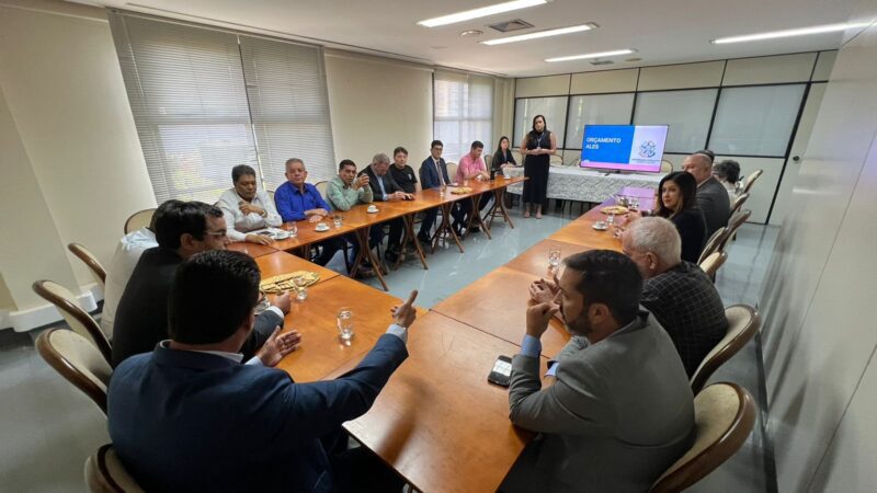 Parlamentares debatem proposta da Lei de Diretrizes Orçamentárias para o ano de 2024