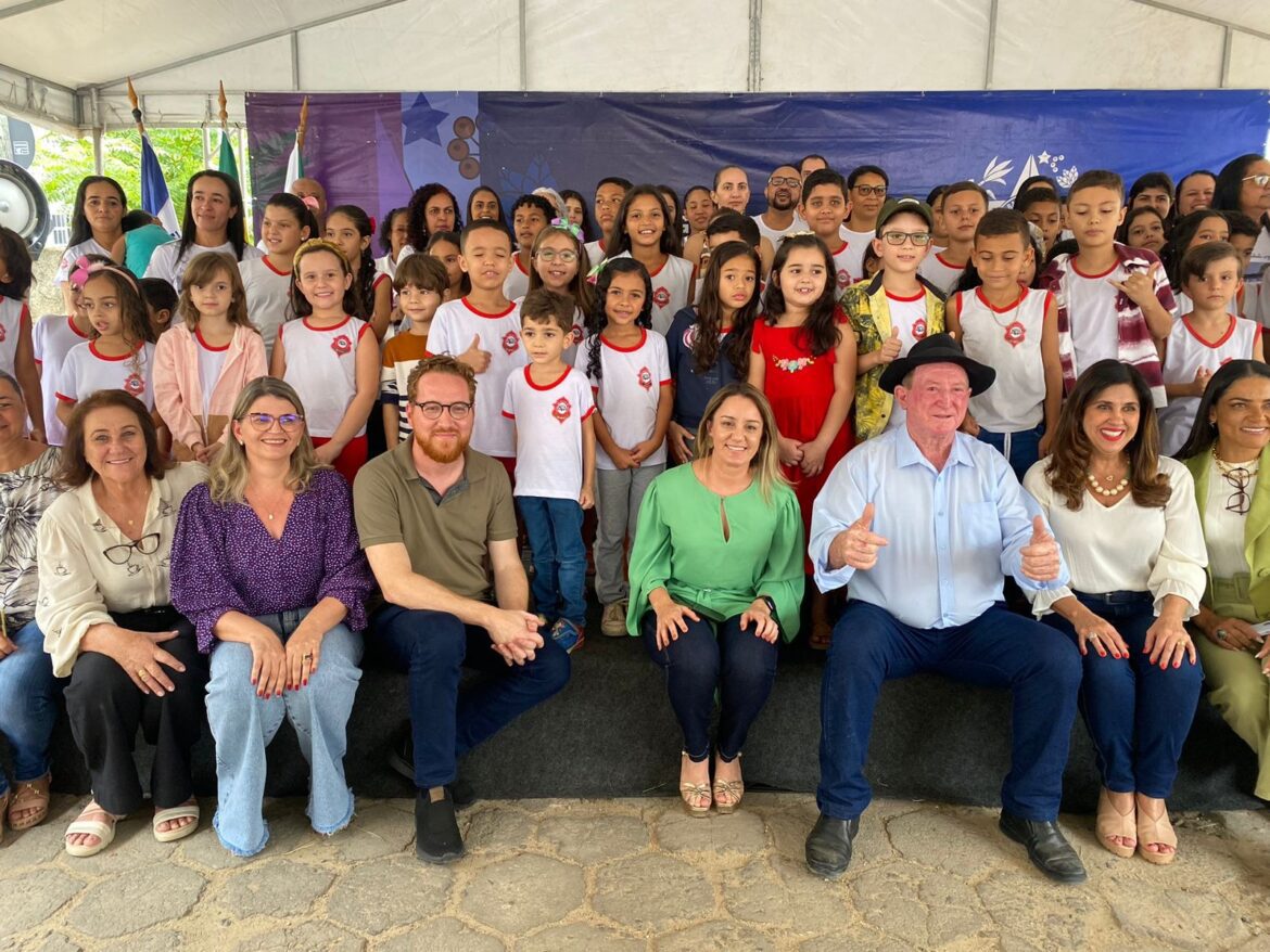 Governo do Estado assina Ordem de Serviço para reconstrução de escola municipal de Ecoporanga