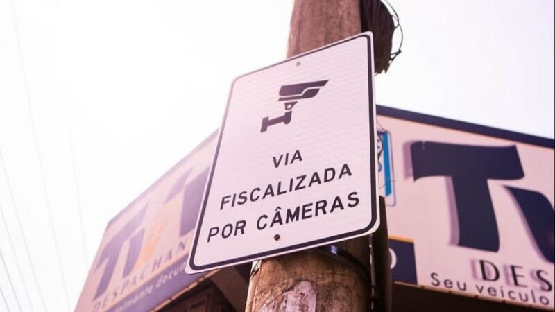 Infrações registradas por câmeras de videomonitoramento nas vias da Serra poderão gerar autos de infração