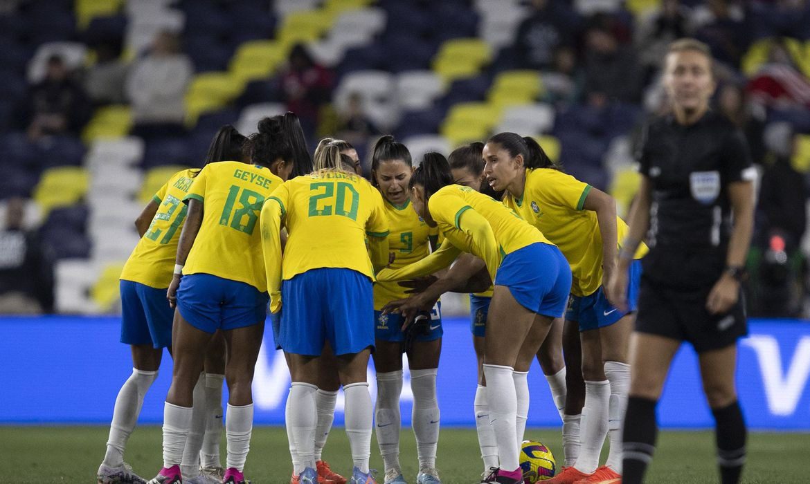 De verde e amarelo, membros da Assembleia Legislativa se unem na torcida pela seleção brasileira feminina de futebol na Copa do Mundo