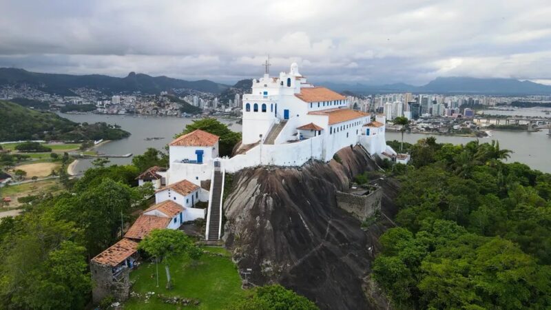 Atrativos de Vila Velha foram mais visitados por mineiros e paulistas em 2023