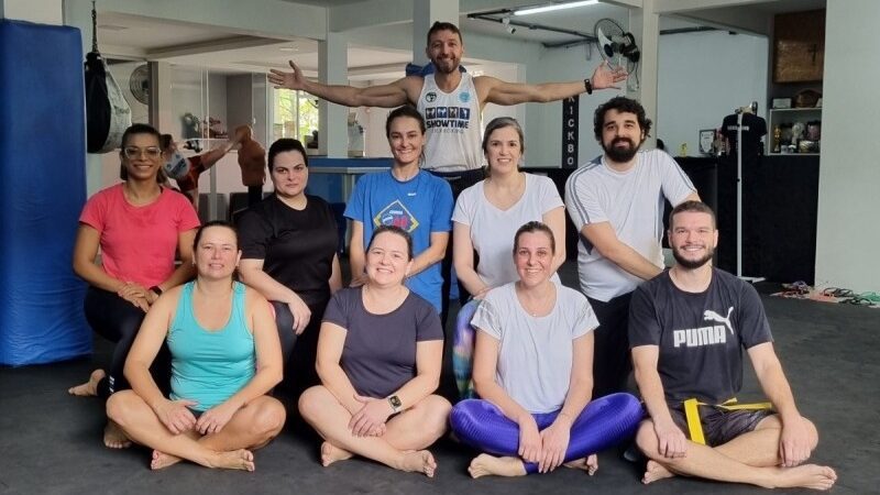 Membros da OAB-ES iniciam aulas de Kickboxing para advogados e advogadas