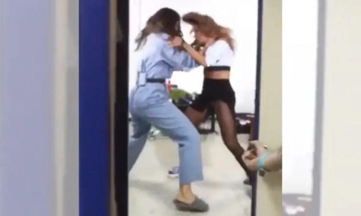 Tensão nos Bastidores: Ivete Sangalo e Anitta em “confronto” em Programa