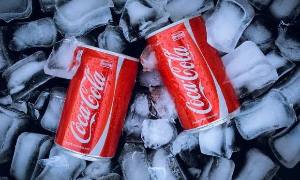 Coca-Cola Inova no Brasil: Novo Refrigerante Alcoólico com Whisky!