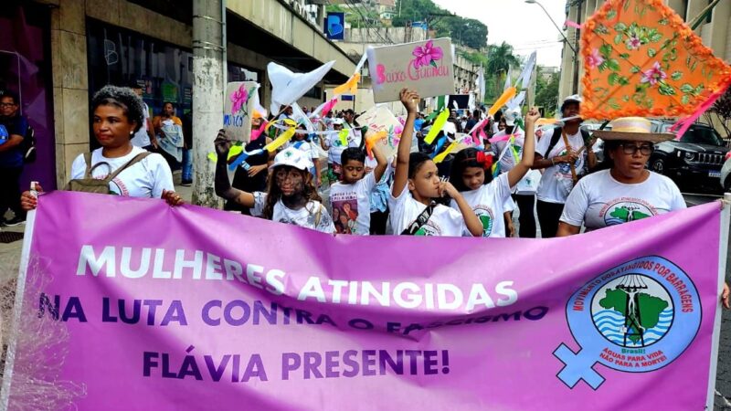 Centenas de manifestantes em Vitória/ES exigem reparação total imediata