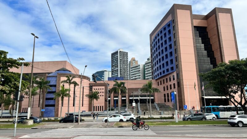 Cônsul-Geral dos EUA realiza visita à Assembleia Legislativa do Espírito Santo nesta  quarta-feira