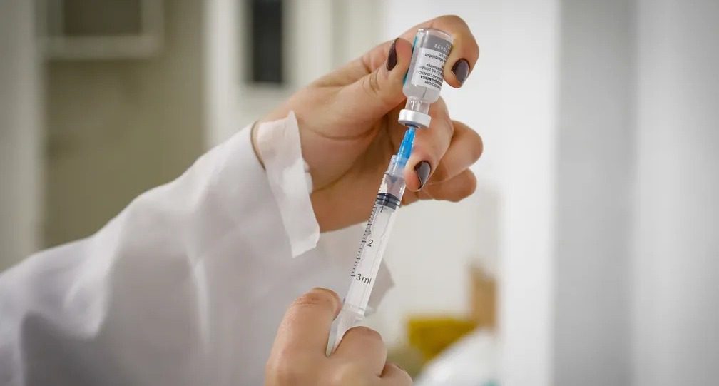 Fim de semana de vacinação no Shopping Moxuara: Covid-19, hepatite, HPV e outras