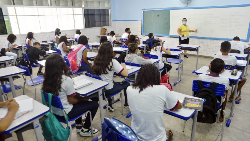 Reforço na Educação: PMV Convoca 69 Profissionais para o Ano Letivo de 2024