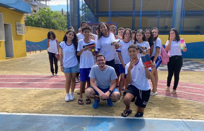 Alunos da Emef Ceciliano Abel de Almeida Desenvolvem Carrinhos Movidos a Energia Solar