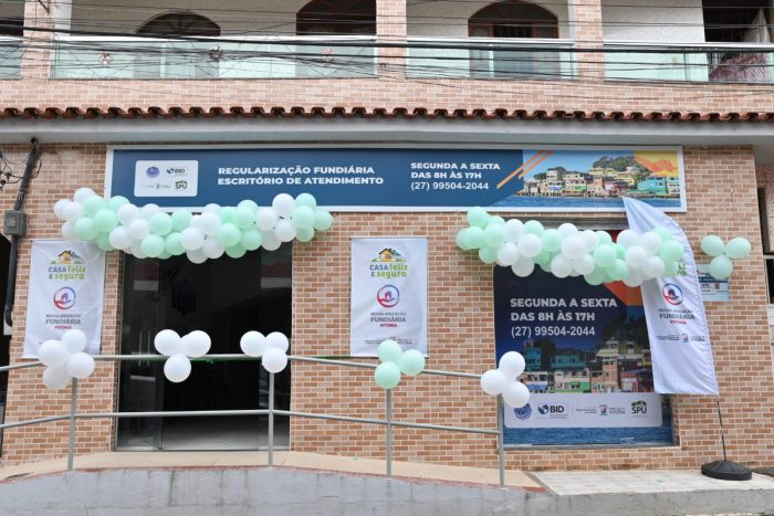 Compromisso com a Comunidade: Escritório de Regularização Fundiária para 1500+ Famílias em Caieiras