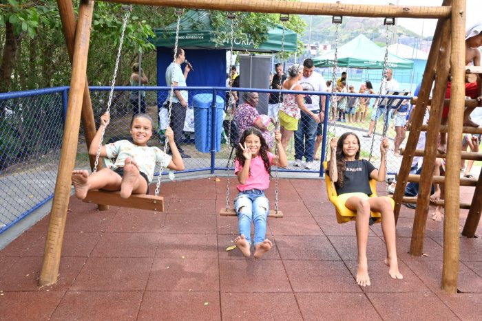 Diversão Garantida: Moradores Recebem Parque Kids Novinho em Folha no Bairro Redenção