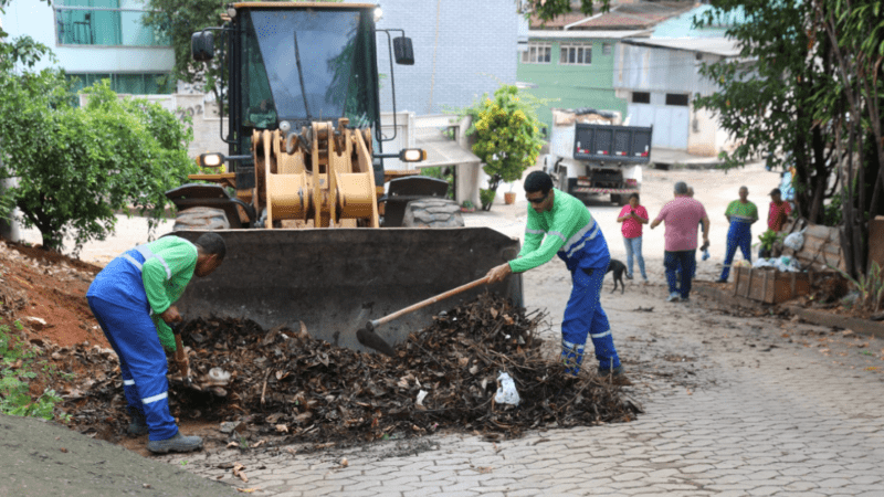 Prefeitura coloca equipes nas ruas para evitar transtornos causados pelas chuvas