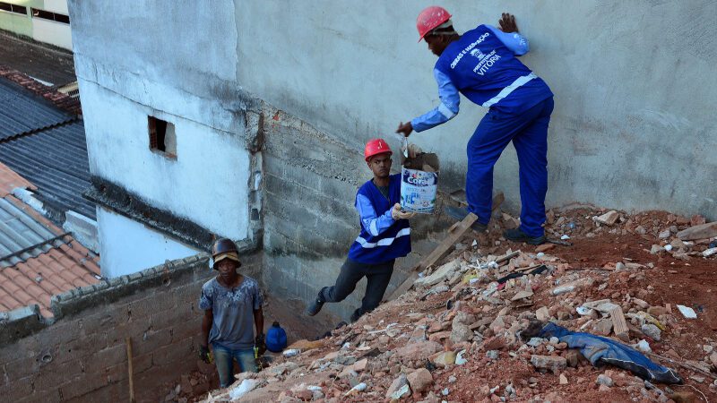 Chuvas: Vitória investe em obras de drenagem e encostas