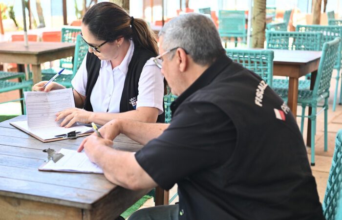 Procon notifica quiosques das praias para pequenas adequações