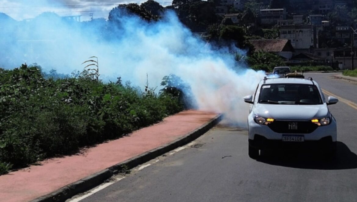 Fumacê circula por 42 bairros de Cariacica até a próxima sexta-feira (23)