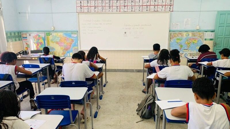 Reforço Educacional: Prefeitura Convoca 472 Novos Professores para Rede Municipal de Ensino