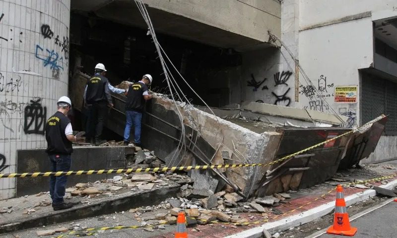 TJES vai devolver prédio onde marquise caiu; prefeitura diz que 383 imóveis têm irregularidades no Centro de Vitória
