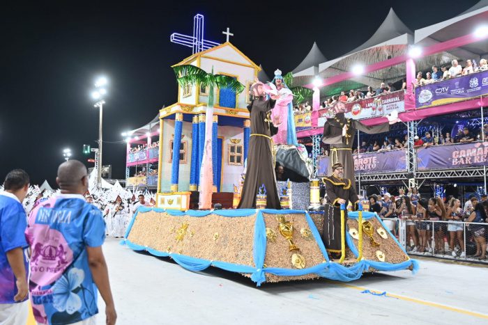 Carnaval: Novo Império traz a riqueza natural e o povo de Barra de São Francisco