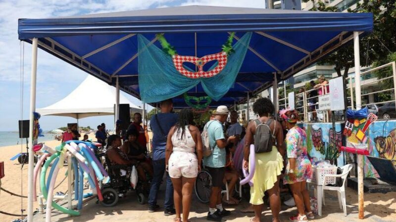 Projeto Praia Legal em Vila Velha promove festividade especial para o Carnaval nesta sexta-feira