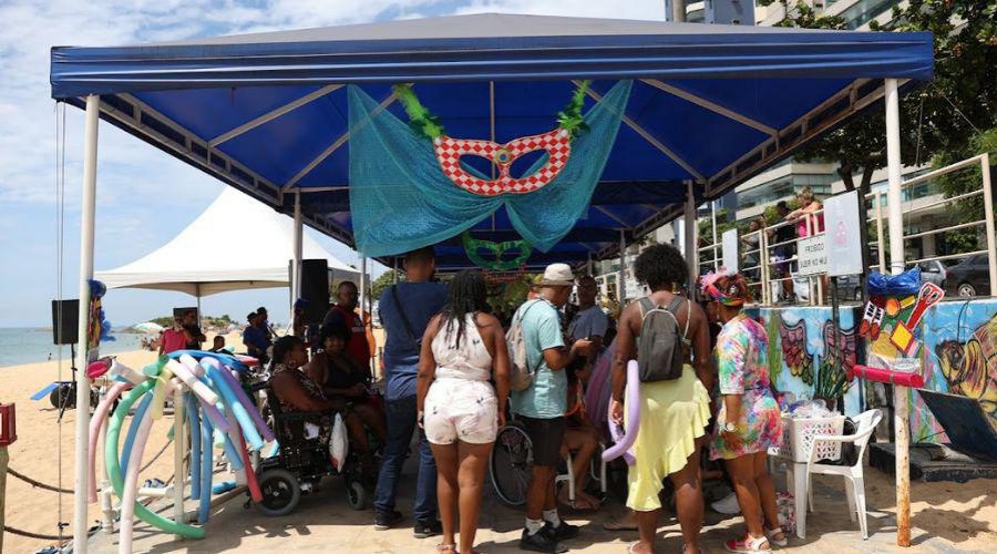 Projeto Praia Legal em Vila Velha promove festividade especial para o Carnaval nesta sexta-feira