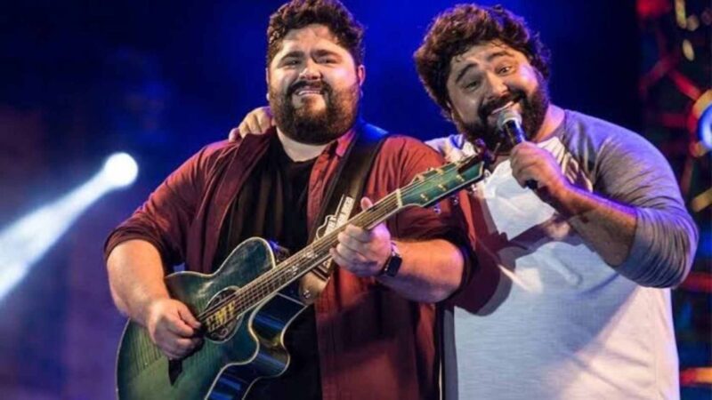 20 Anos de Sucesso: César Menotti e Fabiano brilham em Show Exclusivo na Serra