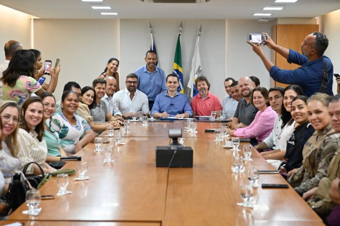 Sancionadas Leis que dispõem sobre o reajuste salarial e uniforme da Guarda