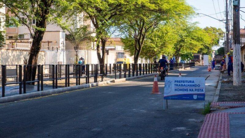 ​Avenida Capixaba, em Soteco, recebe pavimentação e implantação de ciclovia