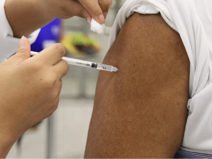Fim de semana terá vacinação sem agendamento no Shopping Moxuara