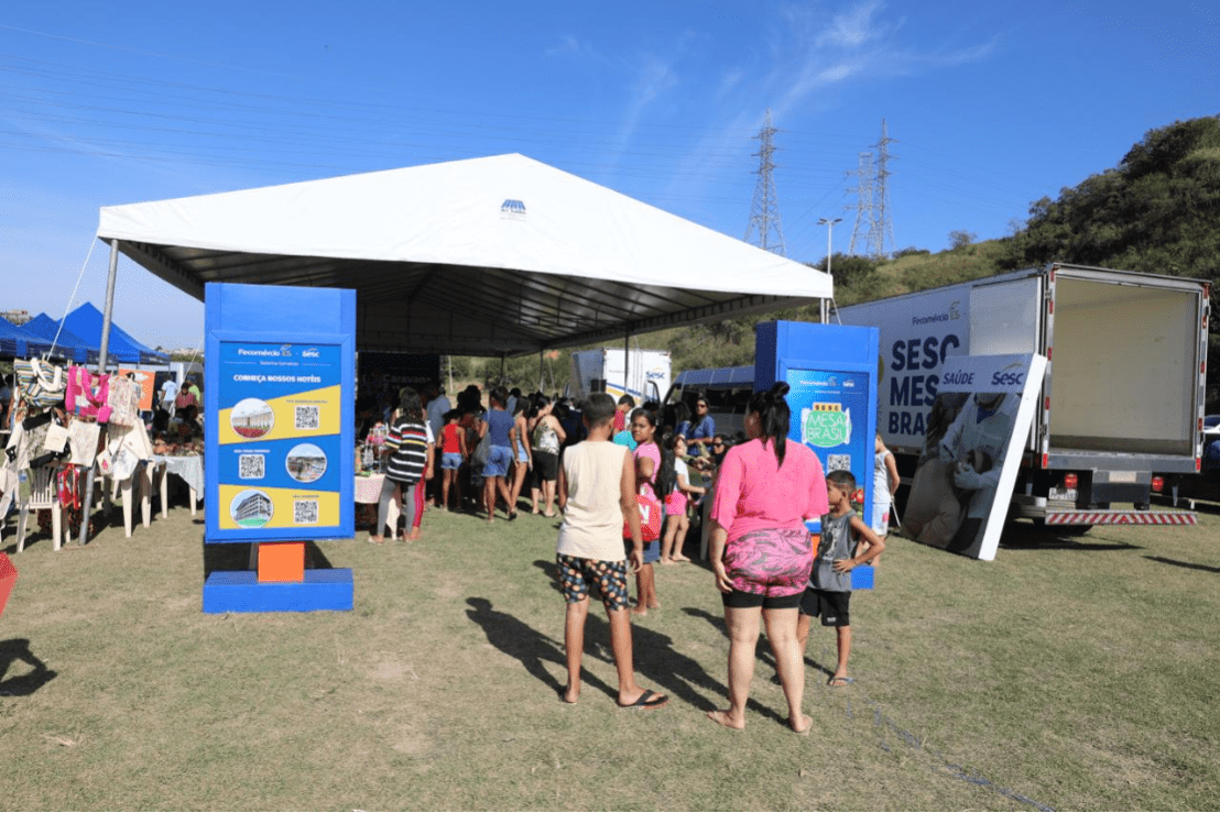 Adoção de pets e serviço do CadÚnico são oferecidos na Caravana Sesc