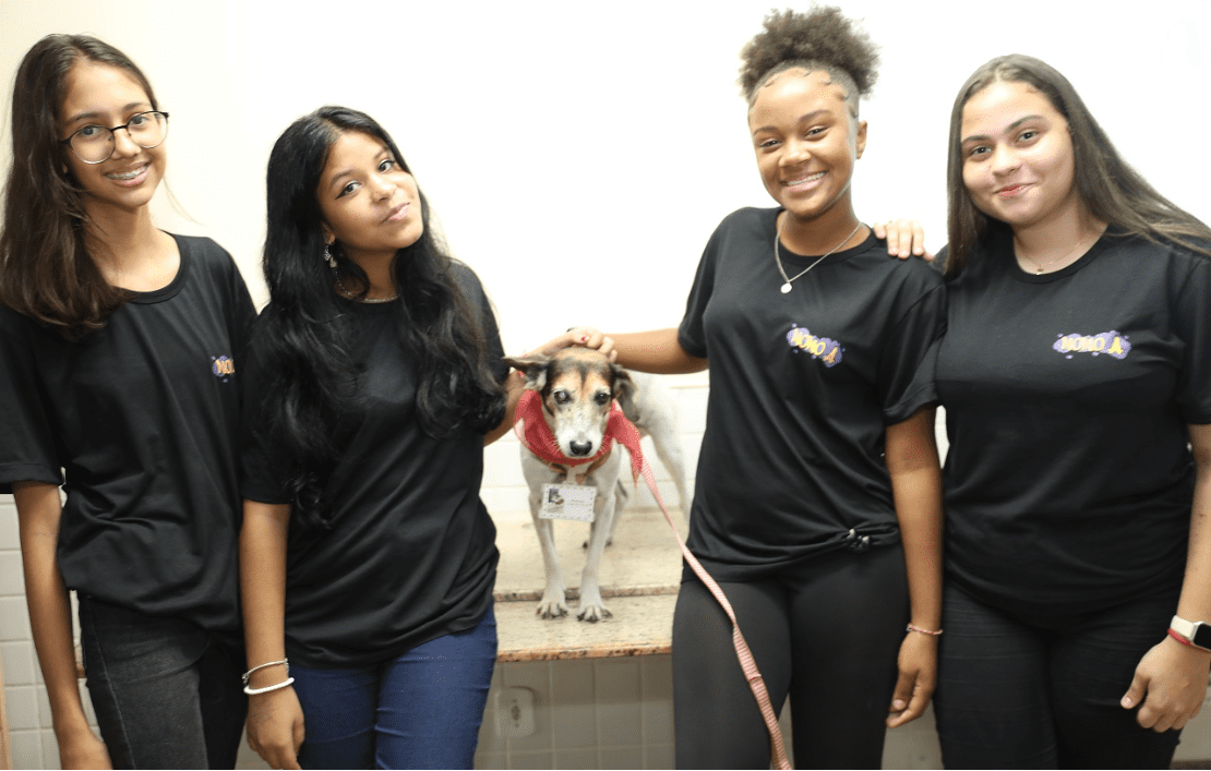 Estudantes aprendem sobre guarda responsável de animais domésticos