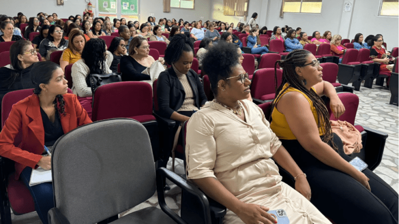 Formação étnico-racial é realizada para professores da educação infantil