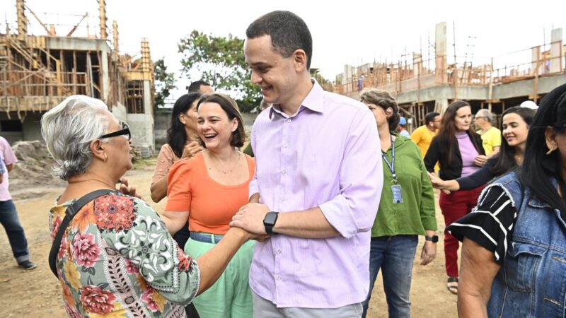 Pazolini visita obras de Unidade Básica de Saúde e CRAS que beneficiarão mais de treze mil moradores