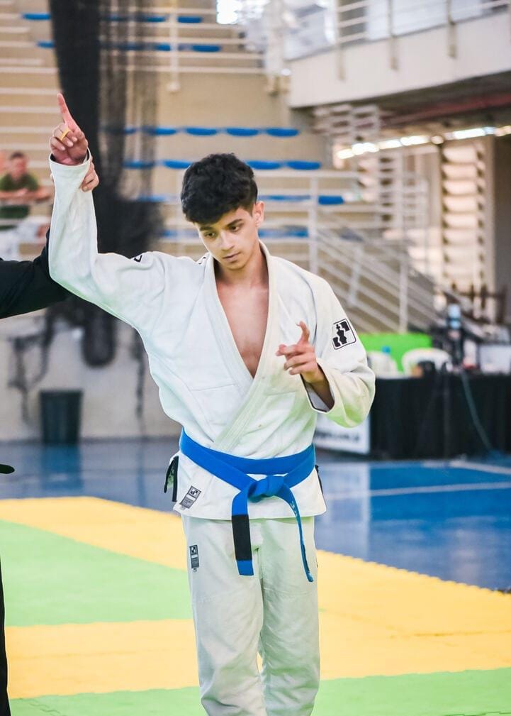 Da Serra para o mundo: competidor de jiu-jtsu se prepara para campeonatos internacionais