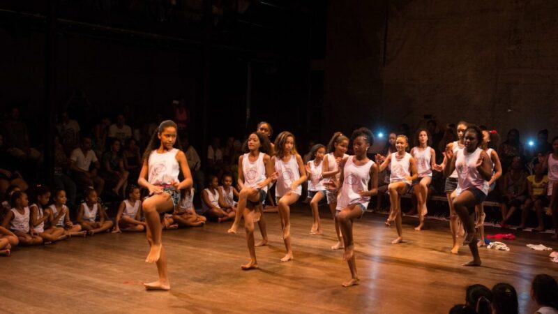 Estação Leopoldina em Vila Velha recebe oficina de dança com ritmos diversos