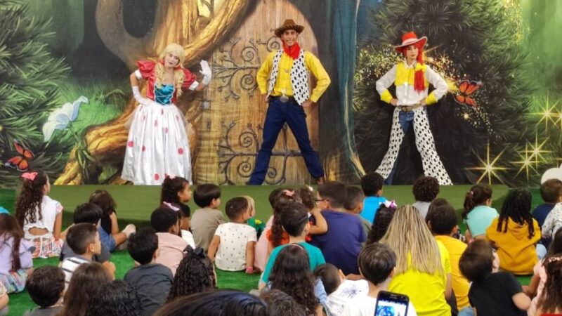 Animação, teatro e oficinas gratuitas para crianças na Serra neste sábado (12)