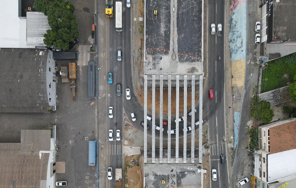 Avenida Mário Gurgel será parcialmente interditada para obras do viaduto; veja detalhes