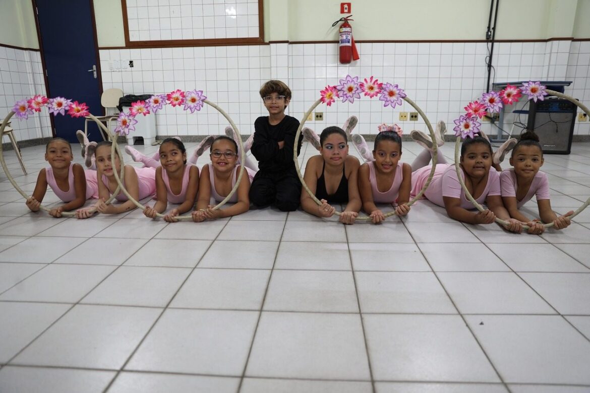 Com balé, música e Mais, Programa Semearte leva cultura para 700 alunos em Cariacica