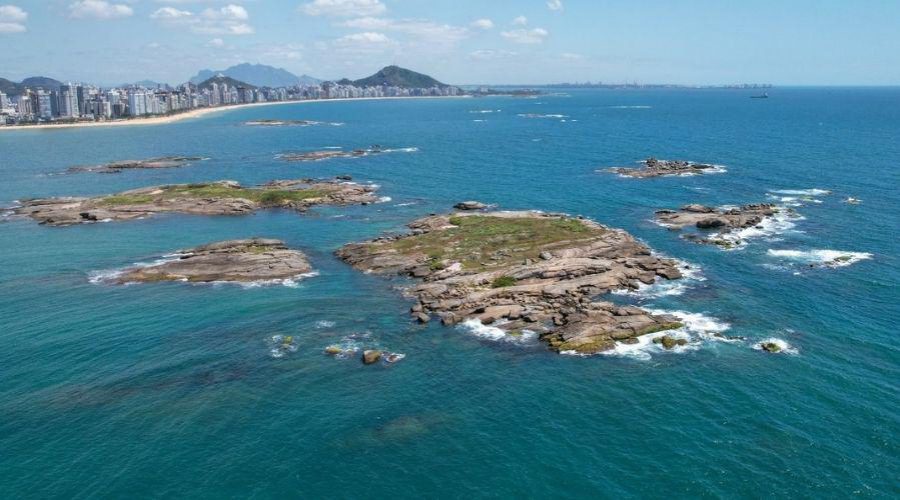 Vila Velha promove conexão entre esporte e turismo sustentável em suas ilhas